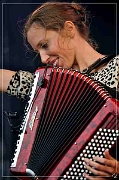 42218 Liz Cherhal 15-09-2013 (Zz) (p)